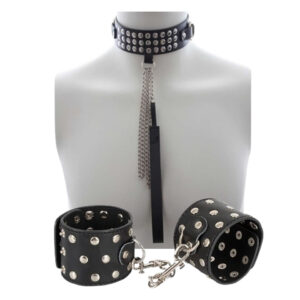 PACK COLLARIN Y ESPOSAS CON TACHAS EN SEXSHOP OFERTAS PACK COLLARIN Y ESPOSAS CON TACHAS EN SEXSHOP OFERTAS
